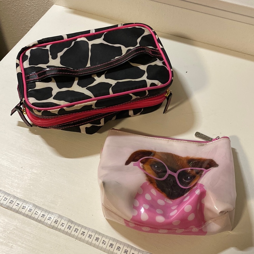2 makeup bags